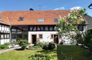 Haus kaufen in Friedhofstr. 2, 64686 Lautertal-Reichenbach, Lautertal-Reichenbach - Besonderes Ambiente mit Innenhof