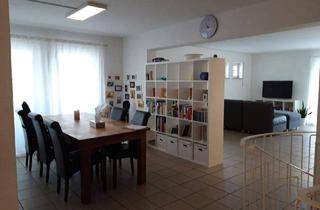 Wohnung kaufen in Alte Bergstr. 27, 64342 Seeheim-Jugenheim, Seeheim-Jugenheim - Eigentumswohnungen, Balkon, Garagen, Stellplätze