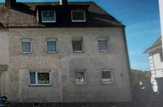Doppelhaushälfte kaufen in 95028 Hof, Hof - Doppelhaushälfte mit 3 Wohnungen, großer Garten, ruhige Lage