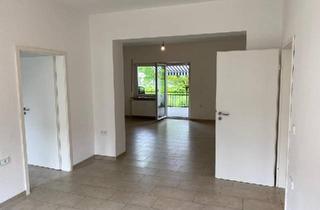 Wohnung kaufen in 33102 Paderborn, Paderborn - Attraktive 4-Zimmer-Wohnung mit Südterrasse in ruhiger Lage