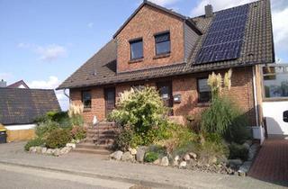 Haus kaufen in 17217 Penzlin, Penzlin - geräumiges Haus mit separater Wohnung