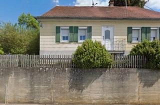 Einfamilienhaus kaufen in 89420 Höchstädt, Höchstädt an der Donau - Freistehendes Einfamilienhaus, mit Nebengebäuden