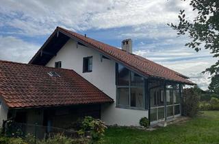 Einfamilienhaus kaufen in 84347 Pfarrkirchen, Pfarrkirchen - Wohnhaus mit großzügigen Garten