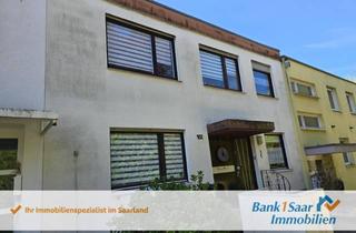 Haus kaufen in 66121 Saarbrücken, 2-Familien-RMH mit jeweils 3 ZKB, Balkon nebst Garage in ruhiger Lage von Saarbrücken-Eschberg