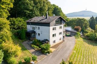 Mehrfamilienhaus kaufen in 35444 Biebertal, Ruhig gelegenes Mehrfamilienhaus mit grandioser Aussicht über Biebertal-Krumbach