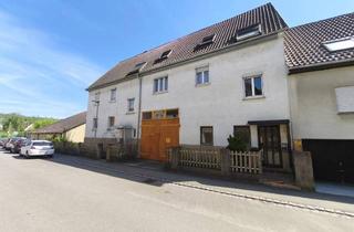 Mehrfamilienhaus kaufen in 74399 Walheim, Walheim - Großzügiges Mehrfamilienhaus mit Dachterrasse, Garten & XXL-Garage - vielseitig nutzbar