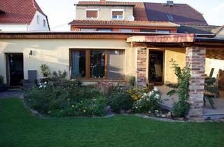 Haus kaufen in 06179 Teutschenthal, Teutschenthal - Provisionsfrei - Ihr Eigenheim mit zusätzlichen Einnahmen