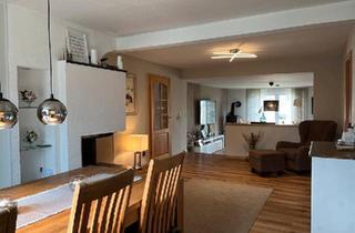 Einfamilienhaus kaufen in 27478 Cuxhaven, Cuxhaven - Einfamilienhaus mit großzügigem Garten und hochwertiger Sanierung