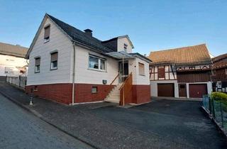 Einfamilienhaus kaufen in 35080 Bad Endbach, Bad Endbach - Einfamilienhaus mit Scheune und Garten