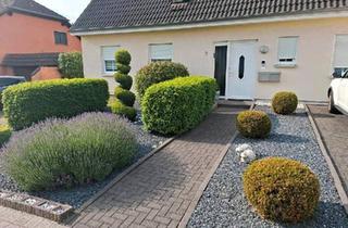 Wohnung kaufen in 66706 Perl, Perl - Grosszügige Erdgeschosswohnung mit Garten, Terrasse und Garage