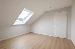 Wohnung kaufen in 78166 Donaueschingen, Donaueschingen - Renovierte 3-Zimmer-Dachgeschosswohnung - Einzugsbereit!