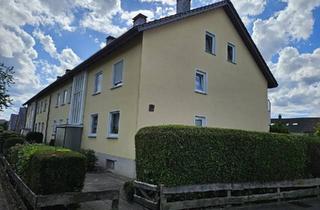 Wohnung kaufen in 33659 Bielefeld, Bielefeld - Charmante Dachgeschosswohnung mit eigenem Garten und Garage