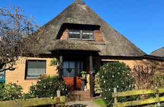 Einfamilienhaus kaufen in 25712 Burg (Dithmarschen), Burg (Dithmarschen) - Wohnen unter Reet Einfamilienhaus in Burg zu verkaufen!