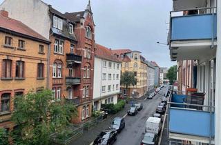 WG-Zimmer mieten in 34127 Kassel, 1 Zimmer für Studenten- Berufstätige. Für weibliche WG gesucht. Sofort frei! Komplett möbliert mit Einbauküche und Balkon!
