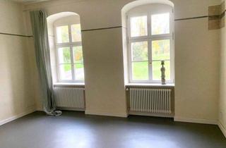 Gewerbeimmobilie mieten in 14806 Bad Belzig, 3 schöne, erweiterbare Gewerberäume mit Küche und DU/WC