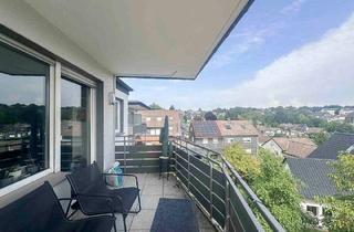 Wohnung kaufen in 42929 Wermelskirchen, Wermelskirchen - Zum Wohlfühlen: Helle, freundliche 3-Zi.-Wohnung mit 2 Balkonen und herrlicher Aussicht