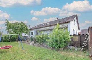 Haus kaufen in 96114 Hirschaid, Hirschaid - Familienfreundliches Zweifamilienhaus mit großem Garten in Sassanfahrt - ideal für Ihre Familie