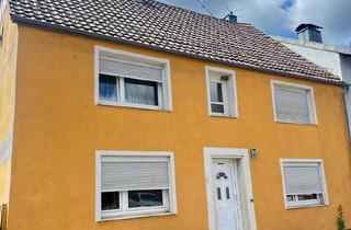 Haus kaufen in 97264 Helmstadt, Helmstadt - Haus zu verkaufen