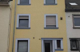 Haus kaufen in Karstraße 131, 41068 Mönchengladbach, Mönchengladbach - Familien-, Mehrgenerationenhaus oder Vermietungsobjekt in zentrumsnaher Lage von Mönchengladbach