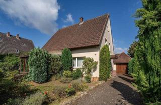 Haus kaufen in 33790 Halle, Halle (Westfalen) - Gepflegtes Ein-Zweifamilienhaus mit 6 Zimmern und großzügigem Garten in zentraler und ruhiger Lage von Halle (Westf.)