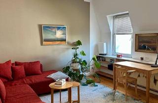 Wohnung kaufen in Savignyplatz, 10719 Berlin, Berlin - OHNE MAKLER Kleine Dachgeschosswohnung Nähe Savigny Platz