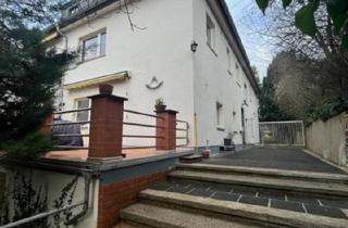 Haus kaufen in 56076 Koblenz, Koblenz - 3 Familienhaus mit Rheinblick in KO Pfaffendorf