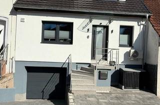 Reihenhaus kaufen in 66450 Bexbach, Bexbach - Top-renoviertes Einfamilienhaus in Oberbexbach, ohne Makler