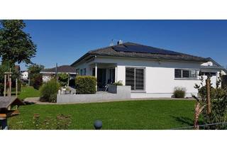 Einfamilienhaus kaufen in 88348 Bad Saulgau, Bad Saulgau - Bungalow im Grünen mit Alpensicht