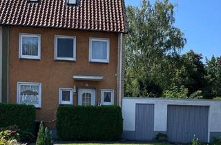 Haus kaufen in 29225 Celle, Celle - Reihenendhaus, 5 Zimmer, Garten, große Garage, Vollkeller