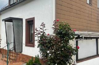 Einfamilienhaus kaufen in 66280 Sulzbach (Saar), Sulzbach (Saar) - EFH Haus Einfamilienhaus mit Garage in ruhige zentralen Lage
