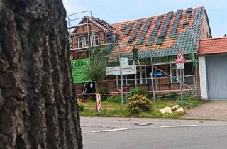 Haus kaufen in 38489 Beetzendorf, Beetzendorf - Haus inkl Garagen & Nebengebäude zu verkaufen