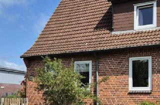 Doppelhaushälfte kaufen in 24211 Preetz, Preetz - Kapitalanlage oder Eigennutzung: Das Haus der vielen Möglichkeite