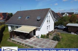 Haus kaufen in 23684 Pönitz, Pönitz - Großes Zweifamilienhaus in ruhiger Lage in Pönitz