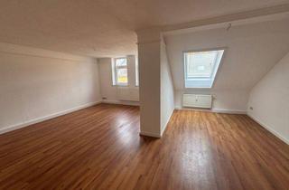 Wohnung mieten in Fritz-Matschke-Straße, 09113 Chemnitz, Raumwunder im Dachgeschoss Bad mit Fenster - WG-geeignet u.v.m.