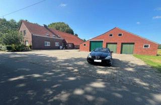 Haus kaufen in 26427 Esens, Landhaus mit 2 Wohnungen, Scheune, 2 Schuppen und 6 ha Land!