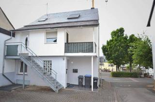Haus kaufen in Hauptstraße 17, 54344 Kenn, Kenn - Familienfreundliches Zweifamilienhaus mit Garage - gute Erreichbarkeit von Trier und Luxemburg