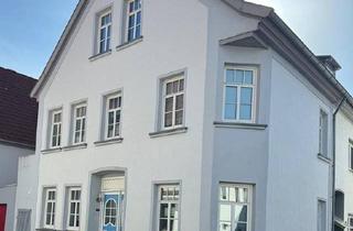 Einfamilienhaus kaufen in 32657 Lemgo, Lemgo - Zentral gelegenes Stadthaus ohne Garten in Lemgo