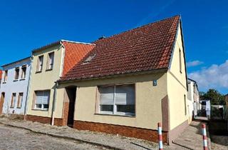 Einfamilienhaus kaufen in 06429 Nienburg (Saale), Nienburg (Saale) - Einfamilienhaus + Nebengelass zu verkaufen