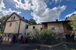 Mehrfamilienhaus kaufen in 35614 Aßlar, Aßlar - Mehrfamilienhaus mit 4 Wohneinheiten in Aßlar direkt und zentral