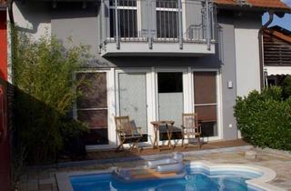 Doppelhaushälfte kaufen in 85465 Langenpreising, Langenpreising - DHH mit PV-Anlage, Pellet-Heizung und Pool