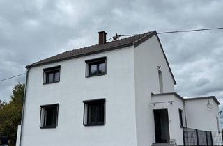 Einfamilienhaus kaufen in 66287 Quierschied, Quierschied - Freistehendes Einfamilienhaus in ruhiger, grüner Lage