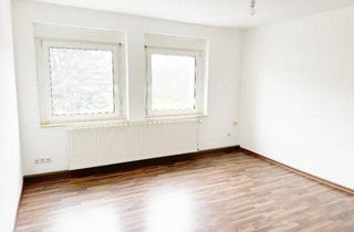 Wohnung mieten in Ring Der Einheit, 01619 Röderau-Bobersen, ***RENOVIERTE 3-RAUMWOHNUNG MIT GERÄUMIGEN WOHNZIMMER*** und Badezimmer mit Wanne ab sofort zu vermieten