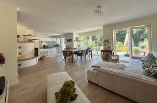 Haus kaufen in 63263 Neu-Isenburg, Neu-Isenburg-Buchenbusch: Toplage am Bebauungsrand! Mehrgenerationenhaus mit Traumgrundstück!