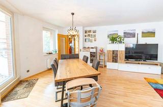 Wohnung mieten in 21682 Stade, Zentral wohnen über mehrere Ebenen! Zwei Balkone und viel Platz!