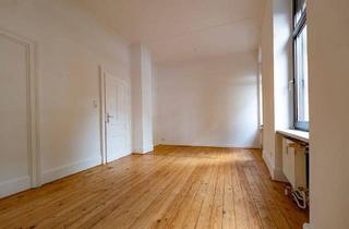 Wohnung kaufen in Heidestraße 152A, 60318 Frankfurt am Main, Frankfurt am Main - Ffm-Bornheim: Altbau Zweizimmerwohnung mit Küche und Bad
