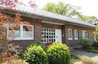 Einfamilienhaus kaufen in 32832 Augustdorf, Augustdorf - Freistehendes Einfamilienhaus, 235 qm Wohnfl., großes Grundst.