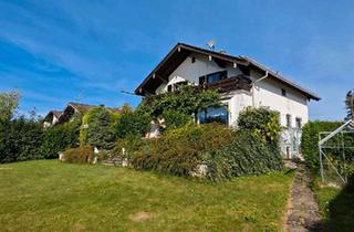 Haus kaufen in 83607 Holzkirchen, Holzkirchen - Solides Haus mit großem Garten