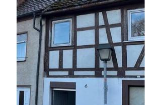 Doppelhaushälfte kaufen in 74238 Krautheim, Krautheim - Zentrale Doppelhaushälfte mit Potenzial in Krautheim