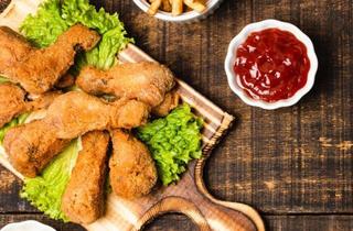 Gastronomiebetrieb mieten in 25469 Halstenbek, Imbiss- und Schnellrestaurantfläche mit Lieferservice-Potenzial in Halstenbek