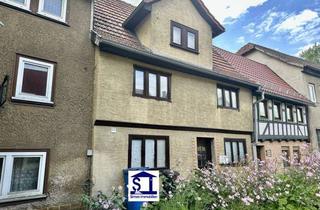 Reihenhaus kaufen in 98574 Schmalkalden, Schnäppchen im Herzen von Schmalkalden – charmantes Reihenhaus mit Garten & zwei Balkonen!